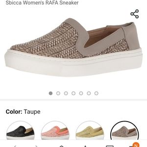 PRICE DROP TODAY SUPER CUTE SHOES